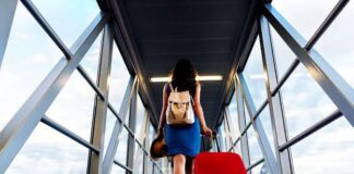 അമേരിക്കയിലേക്ക് പോകുന്ന ഇന്ത്യൻ വിദ്യാർത്ഥികളുടെ എണ്ണത്തിൽ വൻ ഇടിവ്; കൊവിഡിന് ശേഷം ഇത്രയും കുറയുന്നത് ഇതാദ്യം